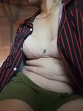 Linda-04 live cam on StripChat