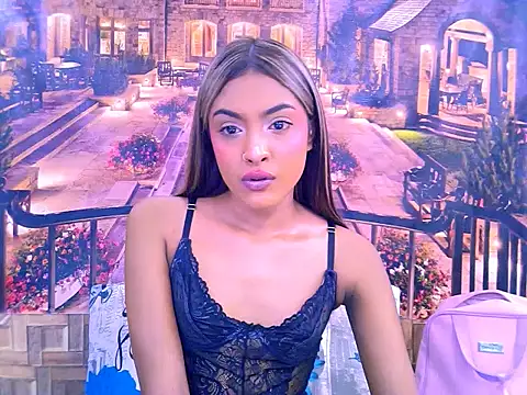 IndianPretty14u2Luv live cam on StripChat