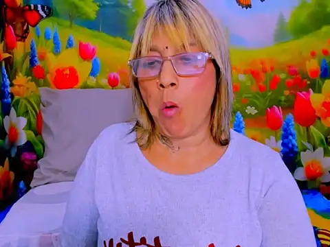 indianroxy webcam