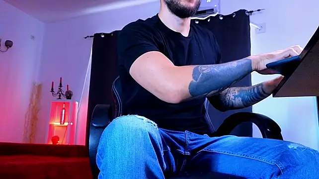 MightyAaron66 webcam