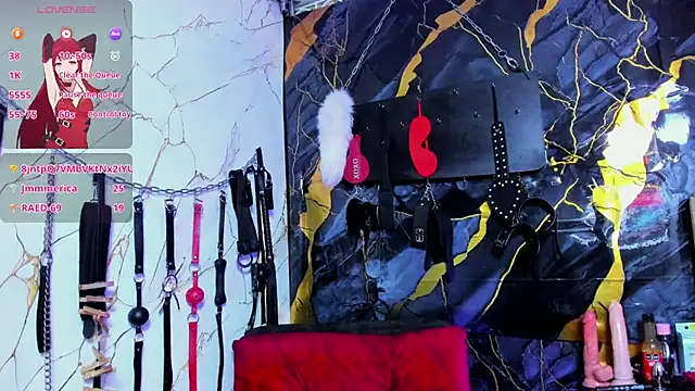 Loana_bdsm webcam