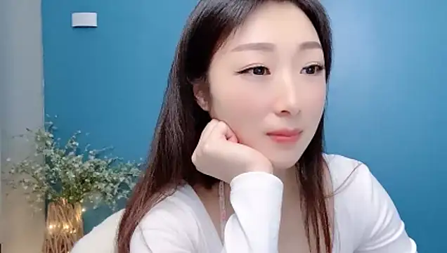ella55-- webcam