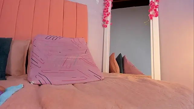 rose_thompson19 webcam