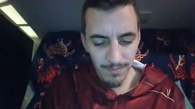luverrboyy webcam