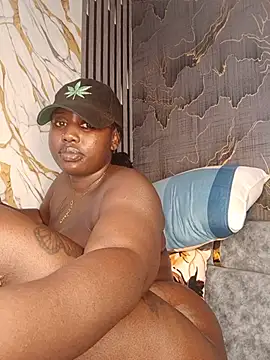 Queenmillan webcam