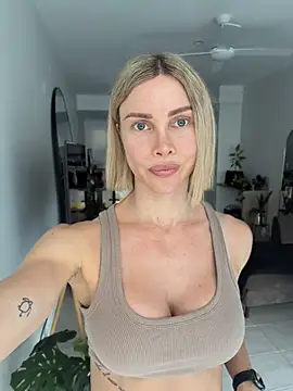 raeparks live sex cam