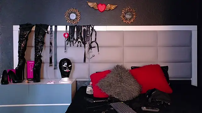 ZoeDrucker webcam