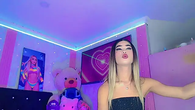 HeidiNikol webcam