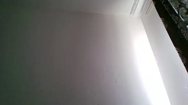 SukiRhodes webcam