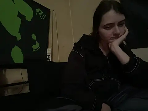 Snowbunnycake_131 webcam