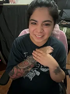 kimmiakiss22 webcam
