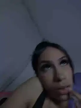 Miaa_love6969 webcam