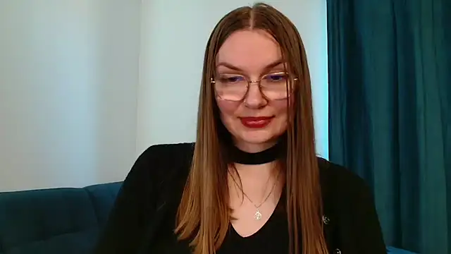 LooveELLYx webcam