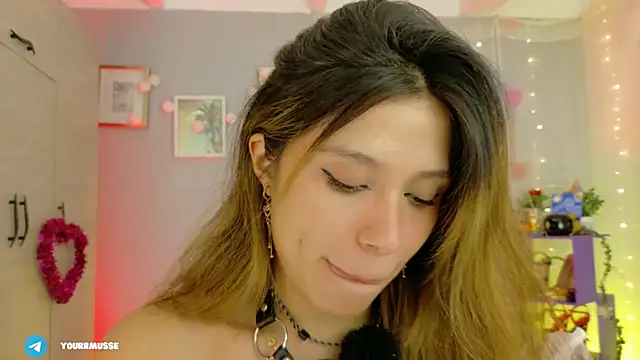Yourrmuse_ webcam