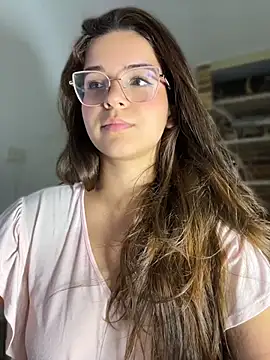 CallMeMia_ webcam
