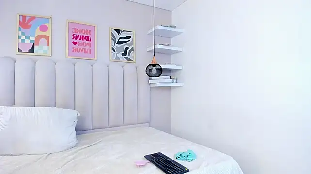 Miaa_Harper_ webcam