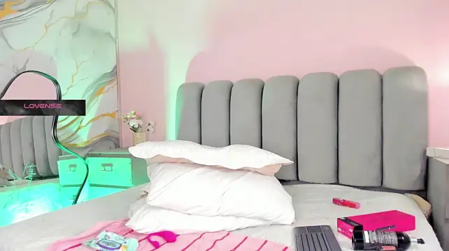 miaBlacke_