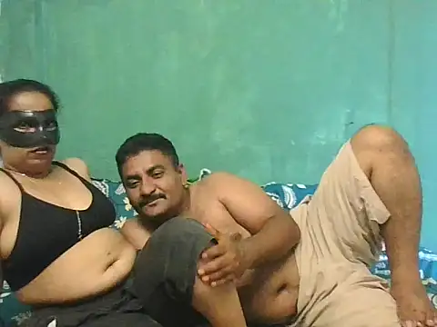 Priya_8581 live cam preview
