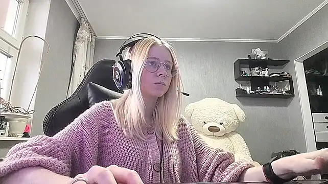 PlumyPrance webcam