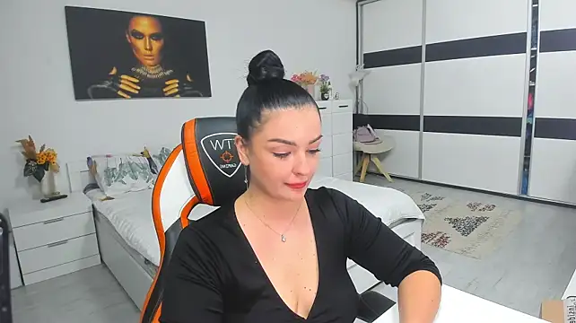VanillaDolly