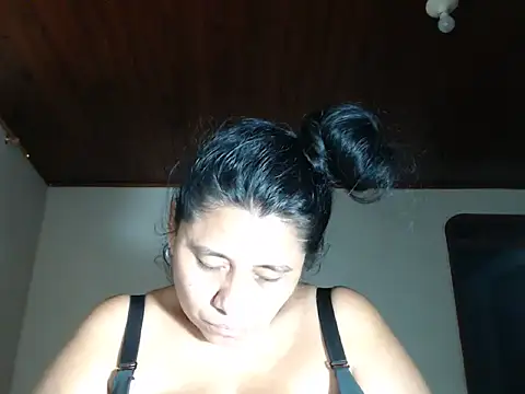 adrixxx38 webcam