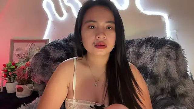 Slutty_Lauraxx webcam