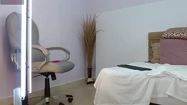 kimara_lion webcam