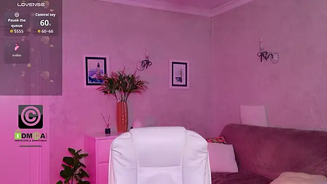 KellyKleine webcam
