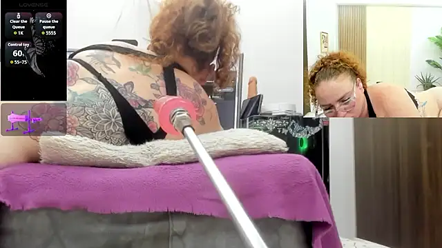 Paulina_Davis_ live cam preview