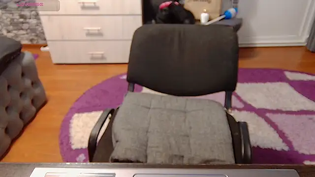 _Mari____ webcam