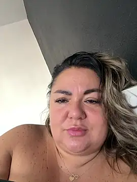 MikyVesela webcam