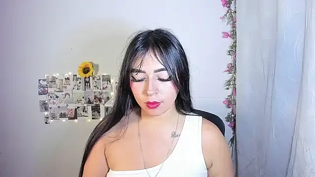 Conie_Squirtt webcam