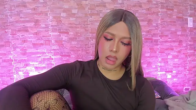 Dreams_Chloe webcam