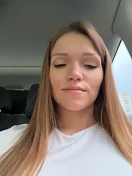 StreetSquirt live sex cam