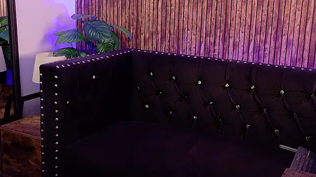 Apolo_Warrior live sex cam