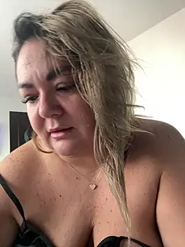 MikyVesela webcam