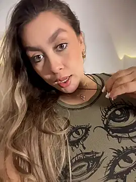 Im_sophiie webcam