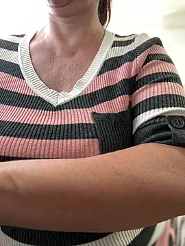 sweetmystery1 live cam preview
