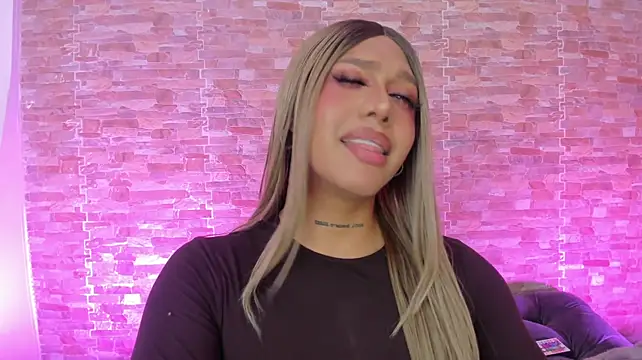 Dreams_Chloe webcam