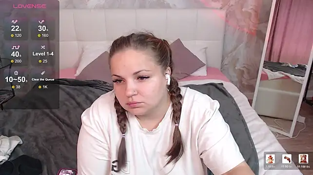 Crazyy_girl_ live cam on StripChat