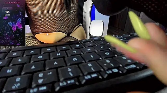 felicia_foxxxy23 webcam