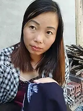 Emma-aaaa webcam
