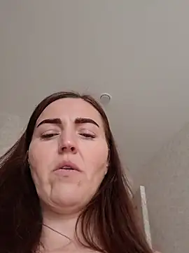 MilaMature webcam