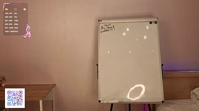 VirginaCoty live cam preview