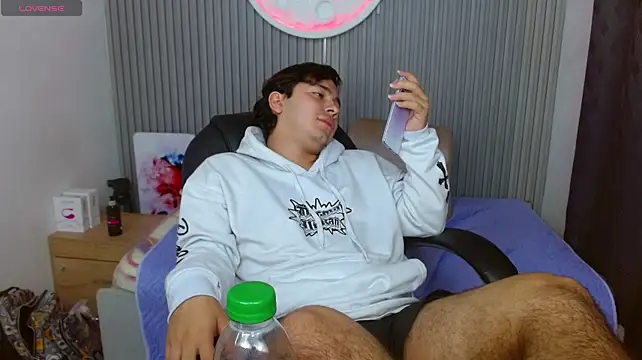 Julian_Smith21 webcam