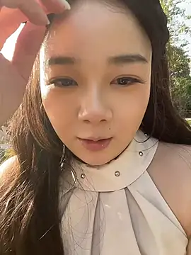 Luna-girl webcam