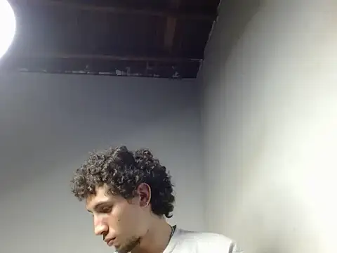 baby_hot2104 webcam