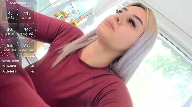 Ella_Vee webcam