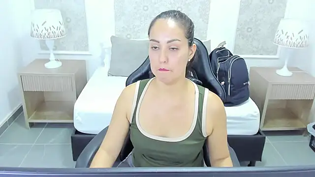 victoria_vallmonte webcam