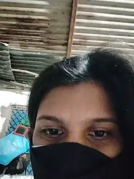 Hott_Surabhi webcam